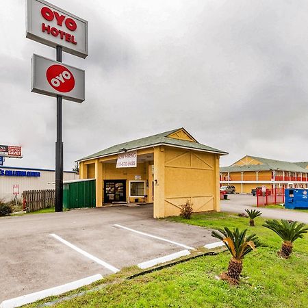 Oyo Hotel San Antonio Lackland Near Seaworld Eksteriør billede