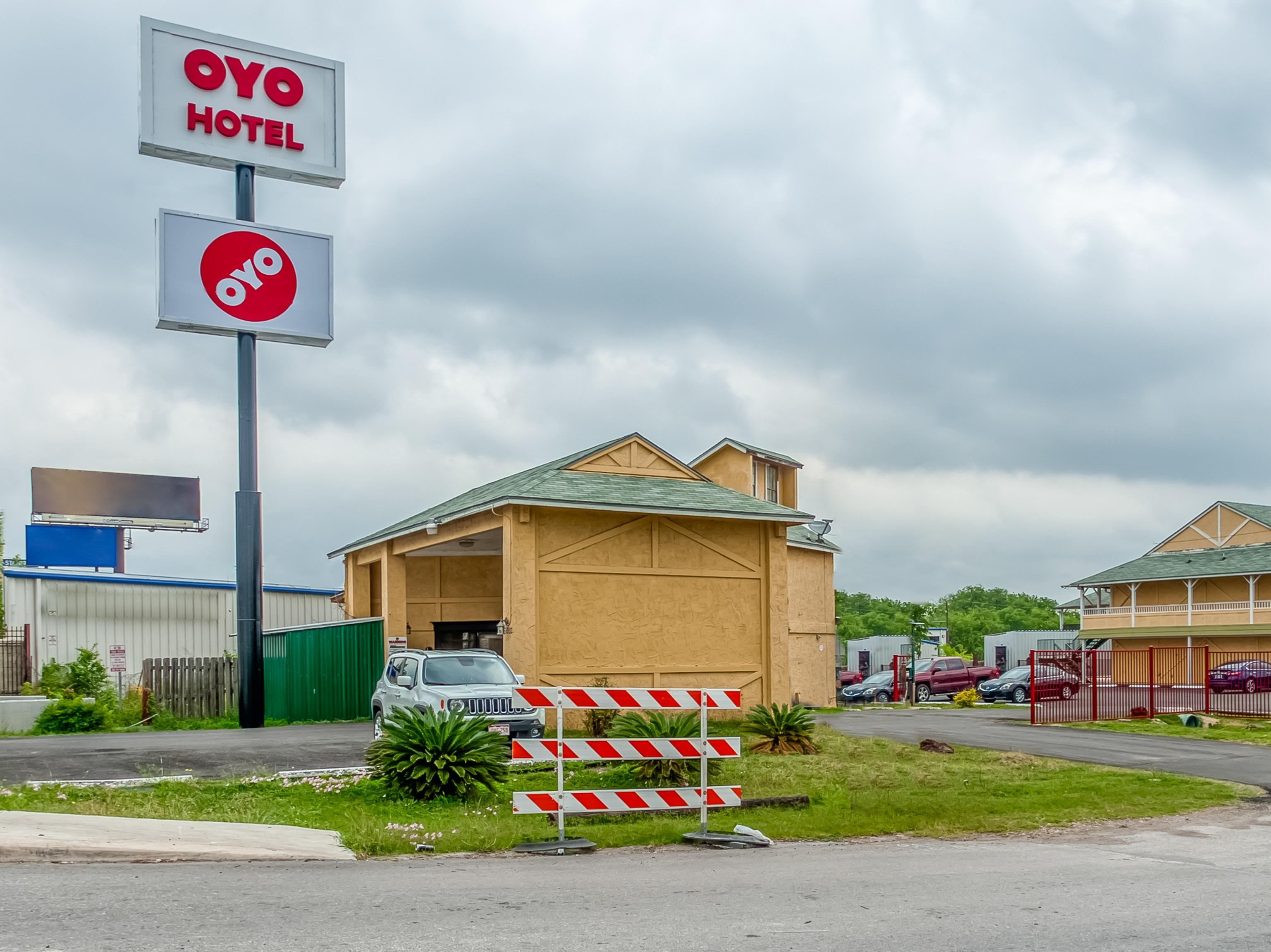 Oyo Hotel San Antonio Lackland Near Seaworld Eksteriør billede