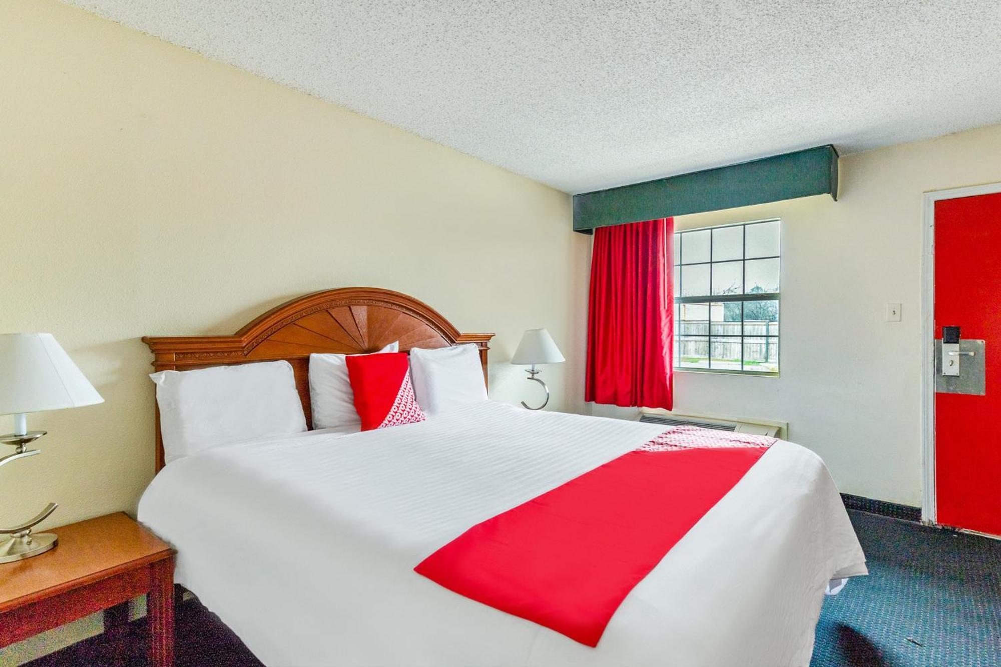 Oyo Hotel San Antonio Lackland Near Seaworld Eksteriør billede