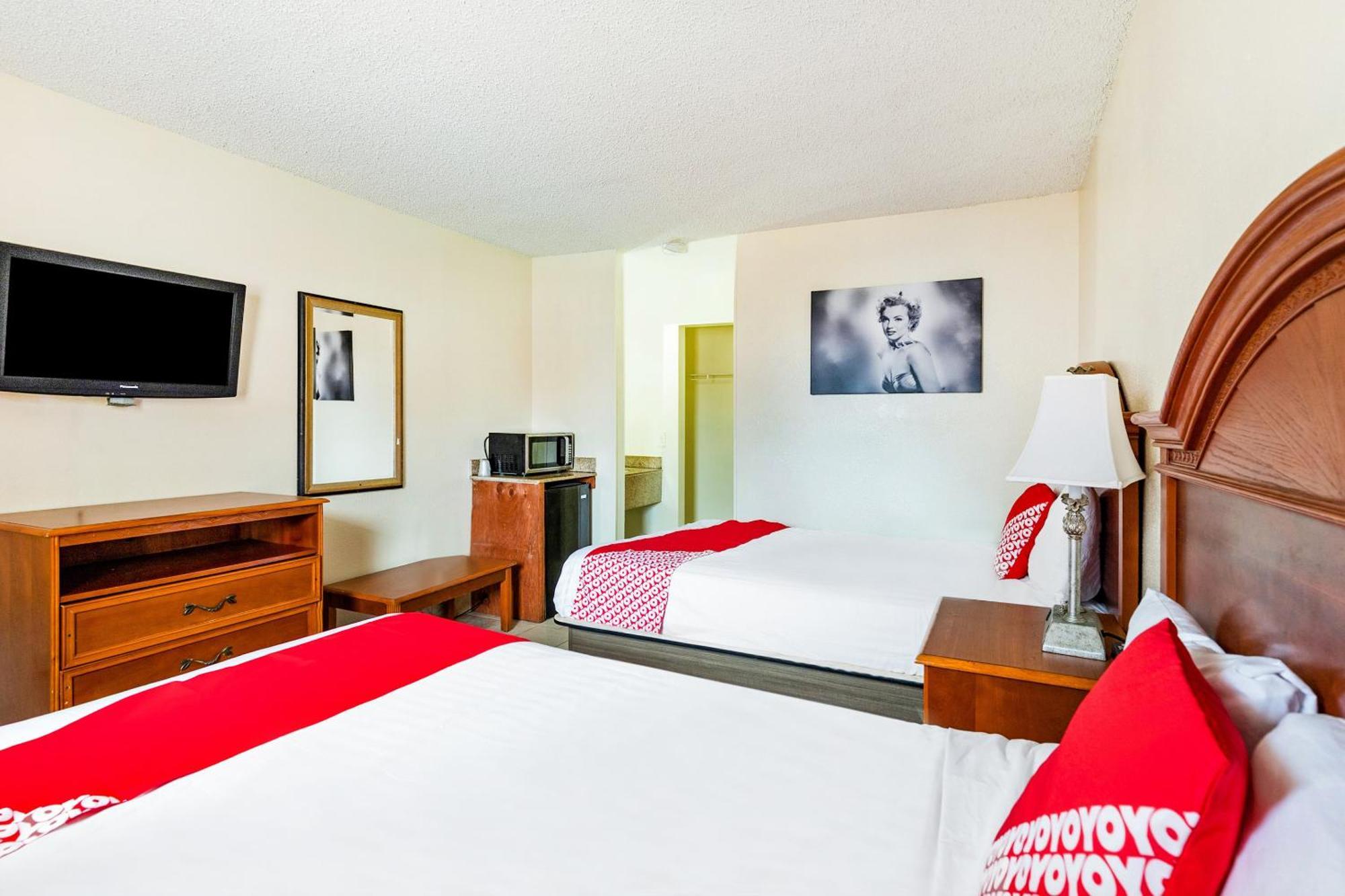 Oyo Hotel San Antonio Lackland Near Seaworld Eksteriør billede