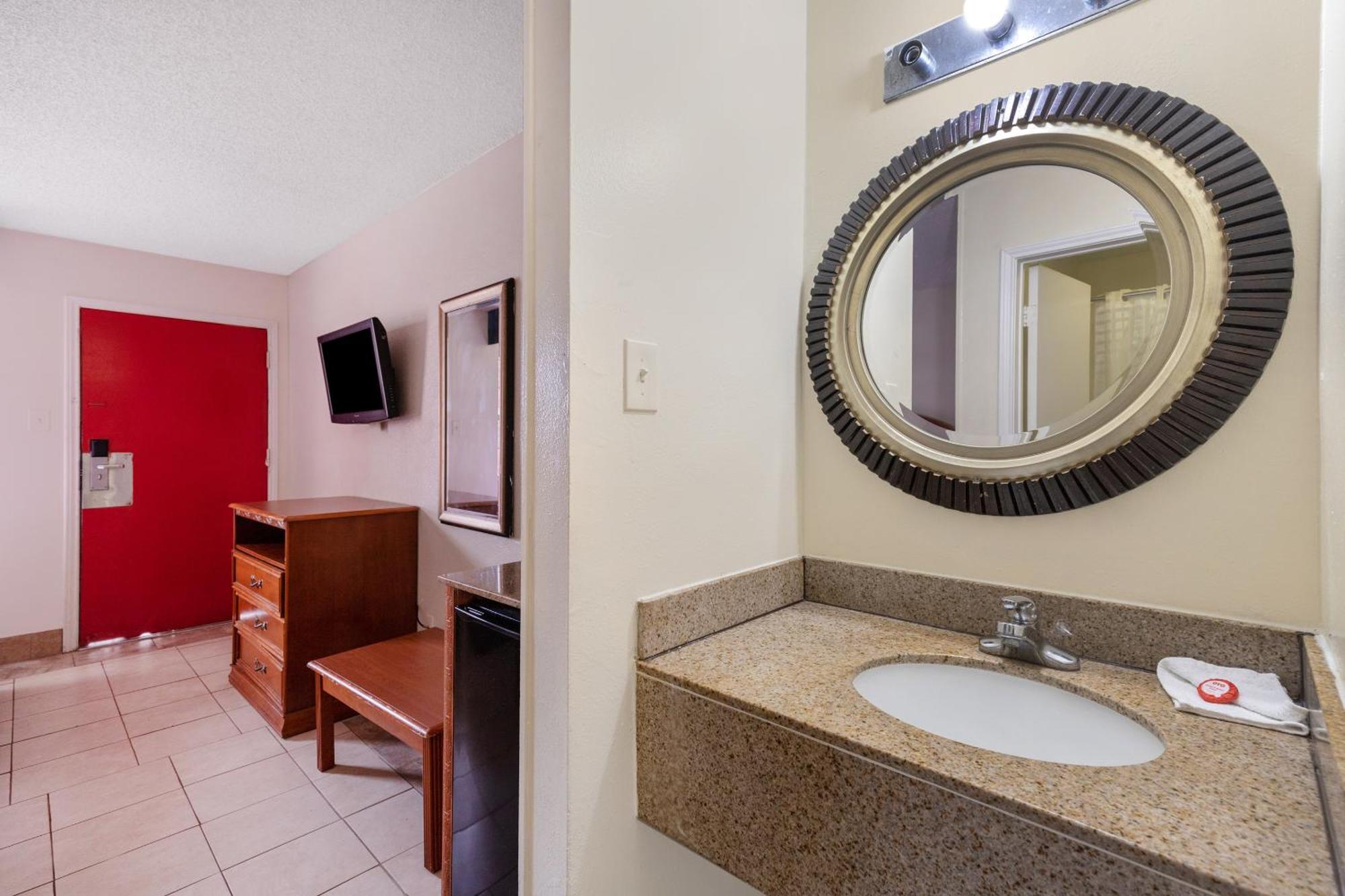 Oyo Hotel San Antonio Lackland Near Seaworld Eksteriør billede